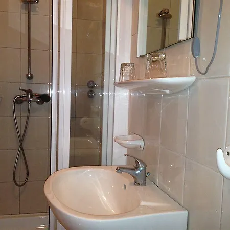 B&B City Center 2*